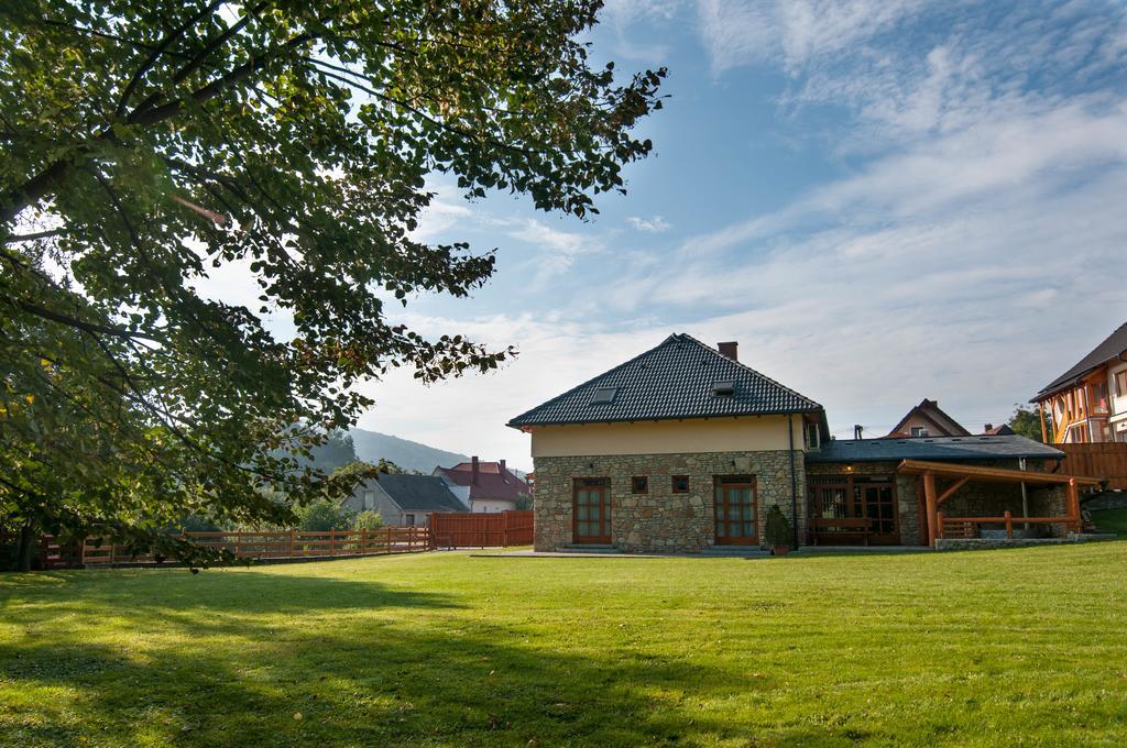 Kakukk Vendeglo Panzio Bed and Breakfast Bánd Εξωτερικό φωτογραφία
